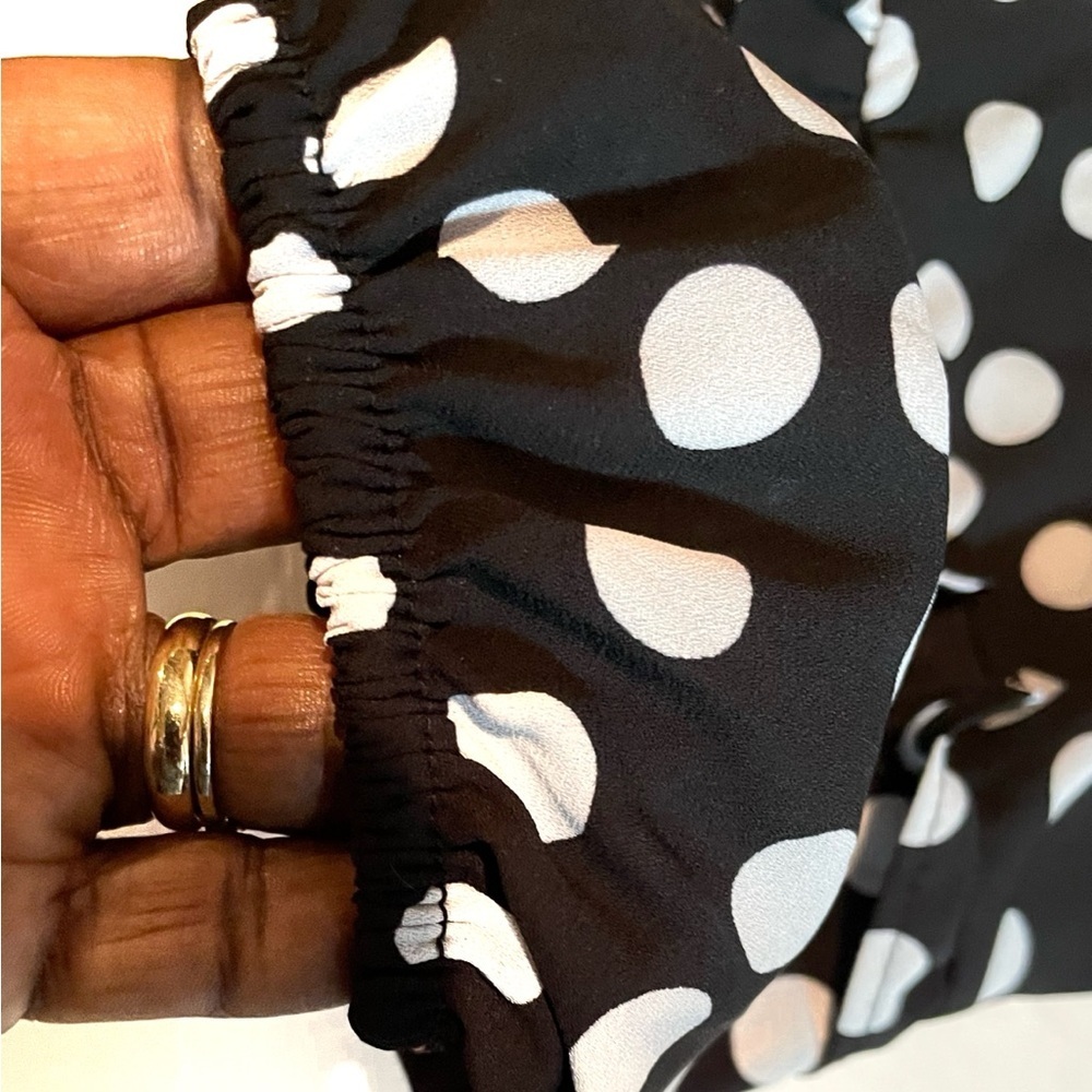 Counterparts Black and White Polka Dot Women’s Blouse Size Medium - Picture 5 of 12